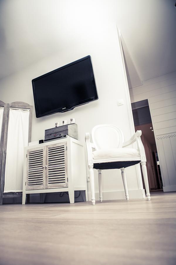 Oyats Baie Apartment Groffliers Екстериор снимка